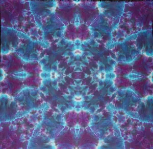 'Cosmic Clover' 28" X 28" #5813