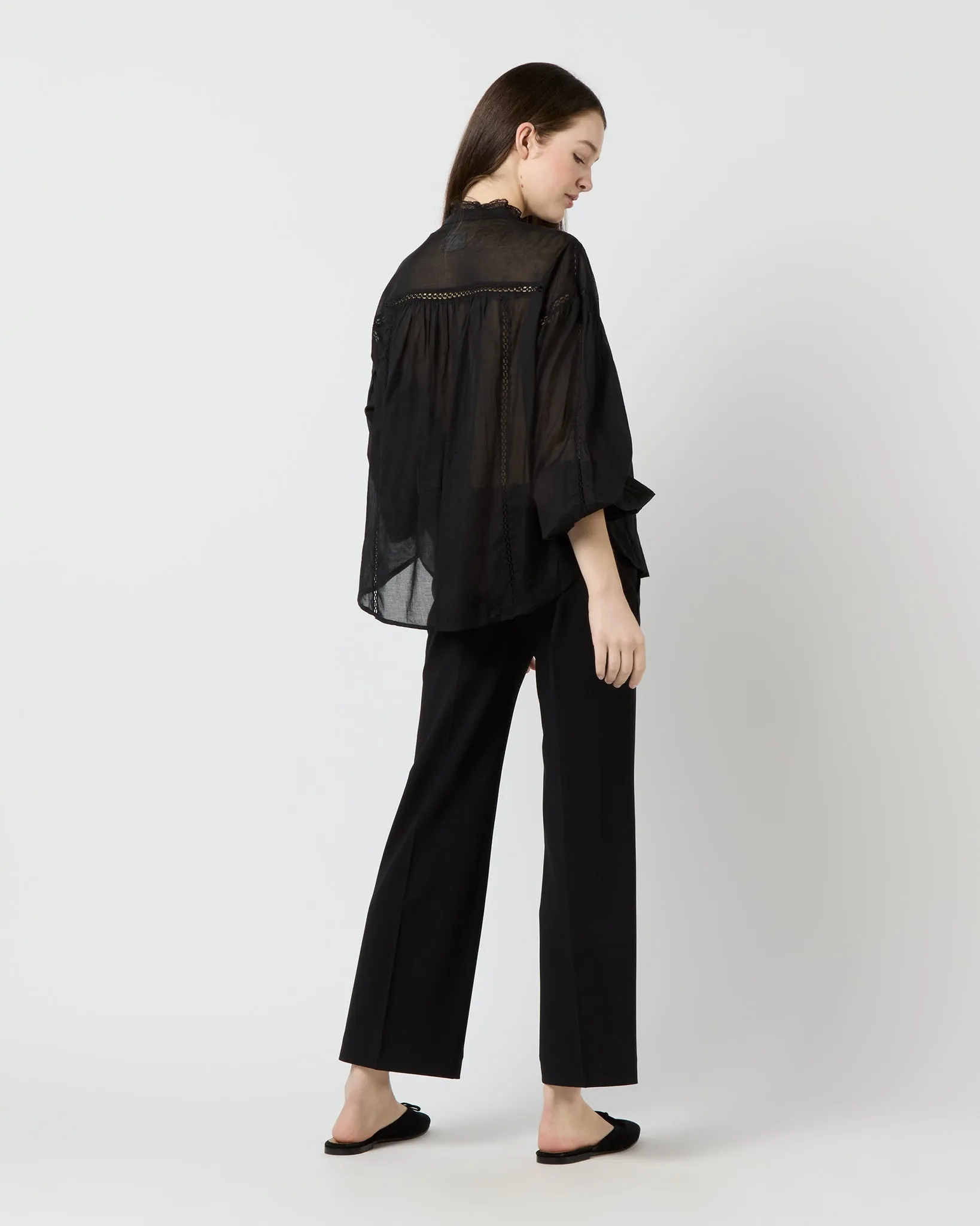Disia Top in Black