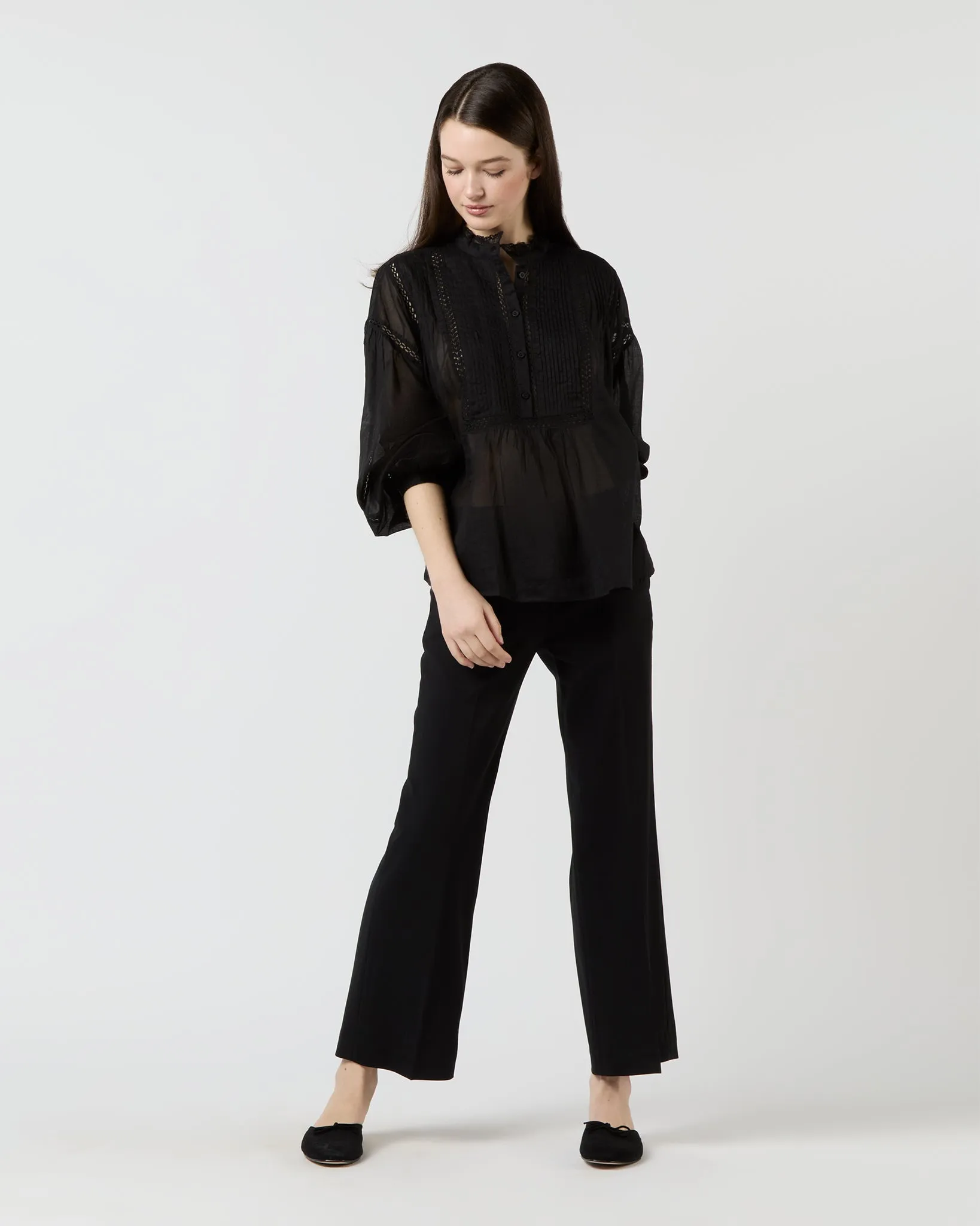 Disia Top in Black