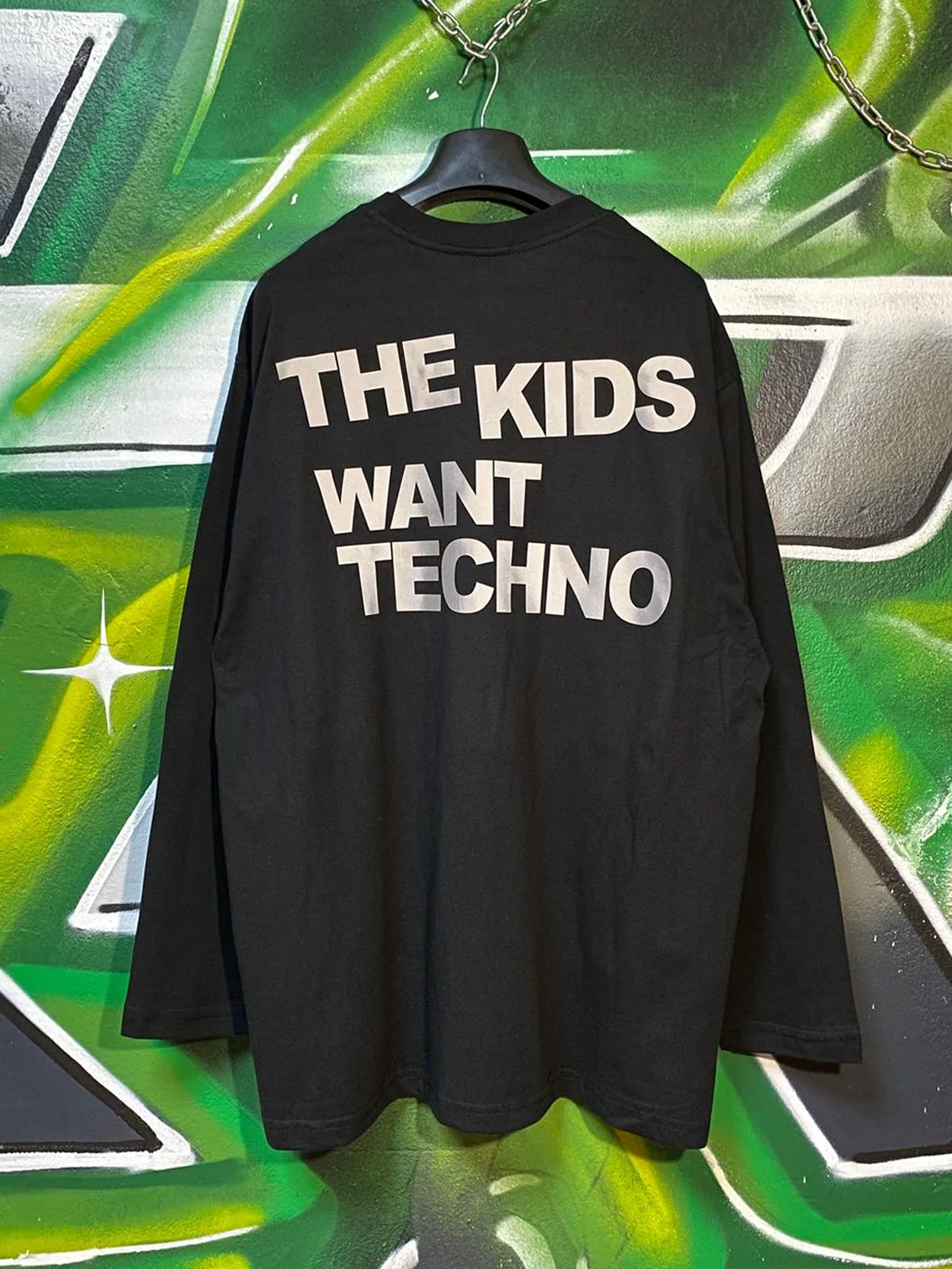 Relaxed Fit Siyah Uzun Kollu Tişört 'THE KIDS WANT TECHNO' REFLECTIVE