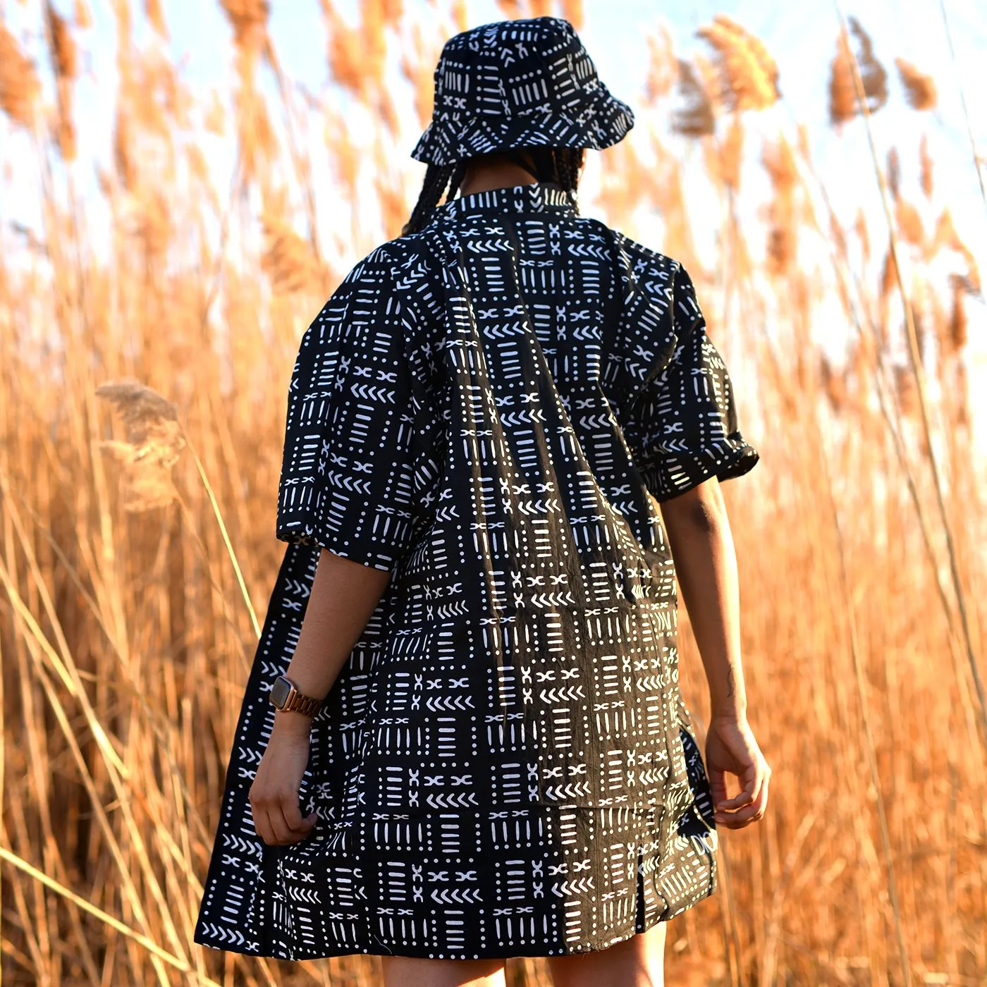 The Mud Black Wax Print Robe